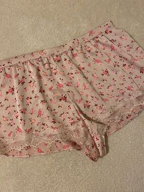 Victoria’s Secret floral sleep shorts-medium